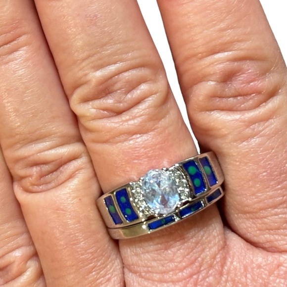 💥2/$24 or 3/$30💥 stacking ring with zirconia crystals & blue opal. Sz 9. NWT - Picture 2 of 5